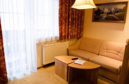 Heiligenblut Hotel | Alpin Panoramahotel Lärchenhof