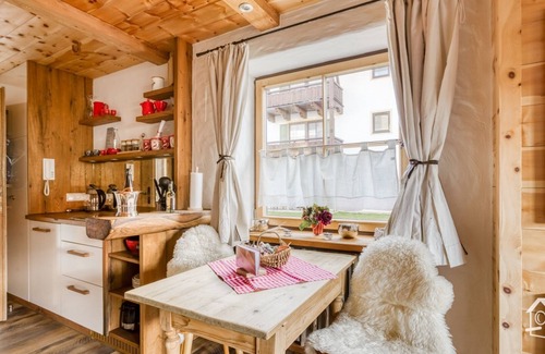 Inzell Apartment | Alpine Chalet "Alpenglow"