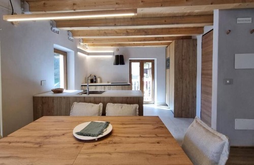 Courmayeur Apartment | Alpine Chic Retreat S