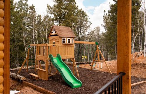 Rainbow Valley House | Alpine Escape: Family-Friendly w/Gorgeous Scenery