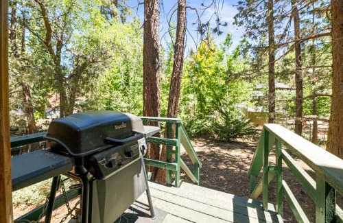 Upper Moonridge House | Alpine Haus - Great location only couple minutes away Bear Mountain Ski Resort