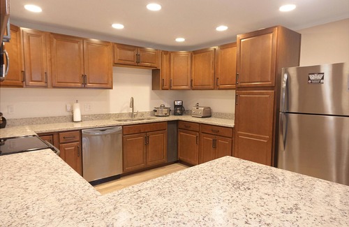 Snowshoe House | Alpine Ridge Chalet: Spacious Ski Retreat with 2 Kitchens & Hot Tub