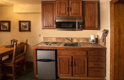 Taos Ski Valley Apartment | Alpine Village Suites