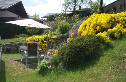 Untergrainau Apartment | Alpspitze for 3 persons and view to the Zugspitze