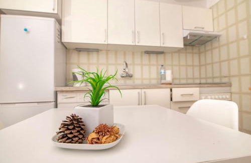 El Medano Apartment | Alquilaencanarias-Medano "Halley", terrace & beach