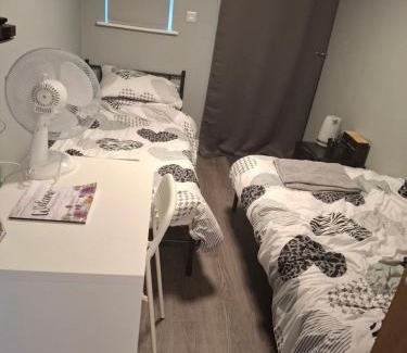 Cherry Hinton Apartment | Als air b and b