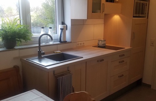 Bissingen an der Teck House | Alte Brennerei am Fuße der Schwäbischen Alb mit Garten und Terrasse