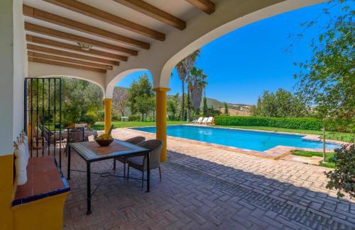 Arcos de la Frontera House | Alterhome Private Villa Cortijo Sierra y Lago