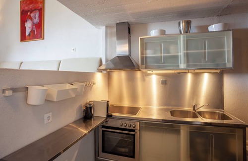 Sithonia House | Alterra Vita Captain's Cabin