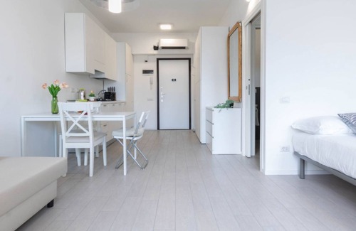 Porta Vittoria Apartment | ALTIDO Bright Studio for 3 near Porta Romana and IED