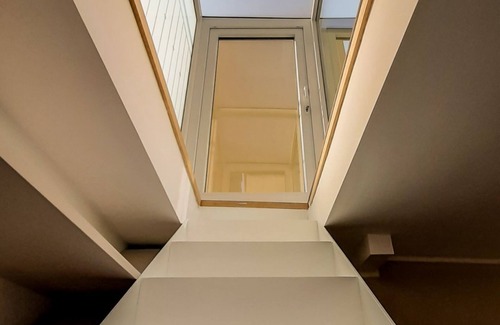 Chinatown Apartment | ALTIDO Sophisticated 2 BR loft for 4 w/Spacious terrace