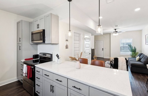 Clarksville Apartment | Alto L3 I Beautiful 2 Bedroom Apartment