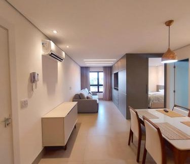 Santa Fe Apartment | Alto Luxo - Cama King Simmons e 2 Smartv