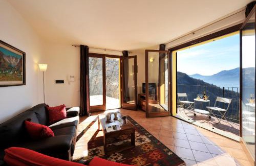 Perledo Apartment | Alto Perledo Terrazzo