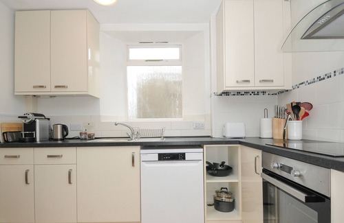 Lifton Cottage | ALWAY, pet friendly, with a garden in Lifton