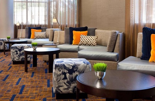 Emeryville Hotel | Always a Great Idea To Unwind! w/Pool, Pet-Friendly, Near Haas Pavilion!