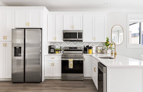 River District Apartment | Amalfi @ The Cove Riverwalk Villas