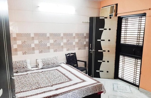 Rohini Hotel | Aman Residency
