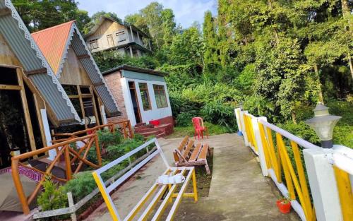 Kurseong House | Amar Bari Happy Valley Cottages by StayApart