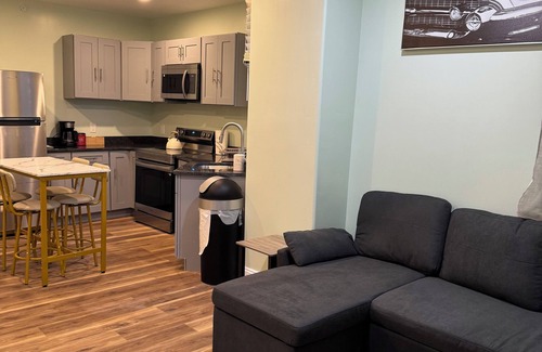 West Philadelphia Apartment | Amazing 2-bedroom apartment with AC in Philadelphia