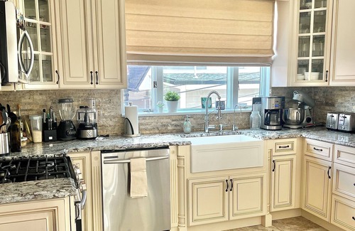 North Bergen House | AMAZING 3,000SQFT TOWNHOUSE - 15MINS TO TIMES SQUARE