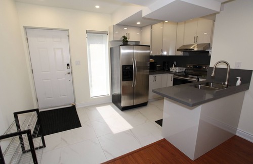 Willowdale Apartment | Amazing 3 bedrooms Apartment Yonge/Finch/Sheppard. 10 mins walking to Subway sta
