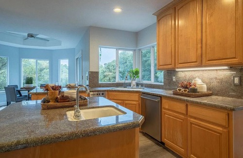 Aromas House | Amazing 4-bedroom estate near Monterey, Santa Cruz, Pinnacles Natl Monument