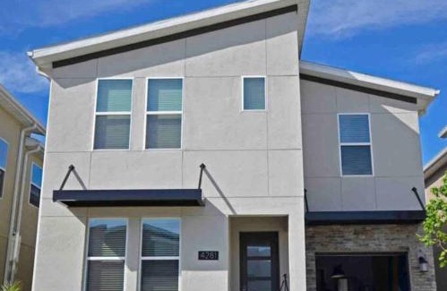 Kissimmee Villa | Amazing 6BR Villa @ Storey Lake Resort Near Disney