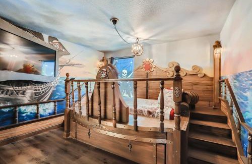 Kissimmee Villa | Amazing 8br w pool theater game room by Disney
