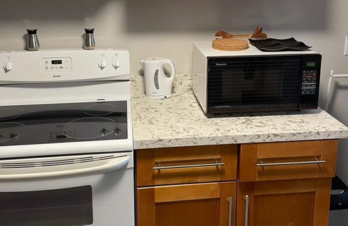 Richmond Hill Apartment | Amazing Basement Apartment in Richmondhill