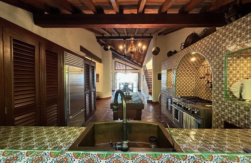 Conchas Chinas House | Amazing Casa Maravilla