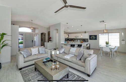 Chandler House | Amazing Chandler Home with Heated Spool. Prime Location!