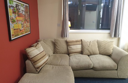 Norwich Apartment | Amazing city living with parking and all ensuites!