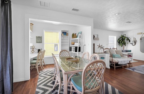 Vilano Beach House | Amazing Direct Beachfront sleeps 16