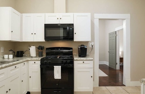 Eastside Promise Neighborhood House | Amazing Fully Fenced Home Only 1 7 mi to Downtown