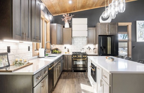 Blue Ridge Cabin | Amazing Game Room! Close to town on 3 tranquil acres with a babbling creek.