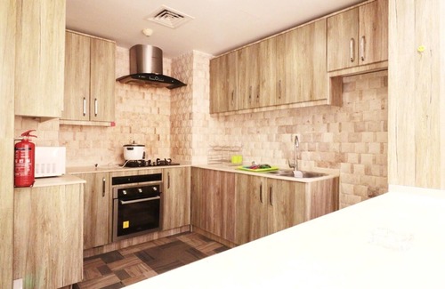 Dubai Sports City Apartment | AMAZING GOLF VIEW 1 BEDROOM APARTMENT