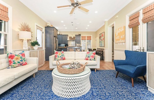 Rosemary Beach House | AMAZING GRACE COTTAGE in Rosemary Beach w/PRIVATE POOL, large parking driveway.