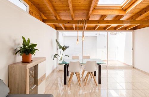 Arenas del Mar House | Amazing Holiday Home Medano Da Roca