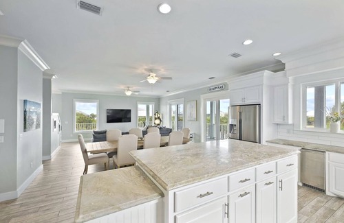 Pensacola Beach House | AMAZING HOLIDAY DEALS! Luxury Gulf View Home with Private Pool!
