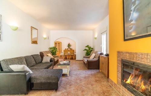 Cuevas Del Almanzora House | Amazing Home In Cuevas Del Almanzora
