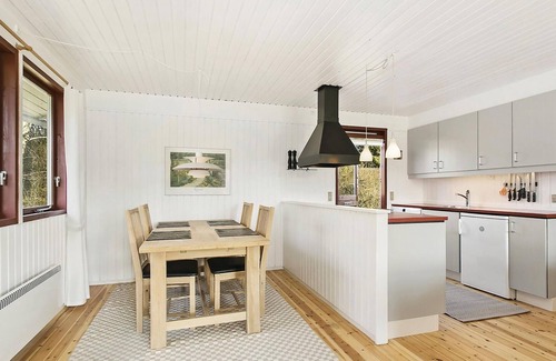 Dronningmolle House | Amazing home in Dronningmølle with WiFi