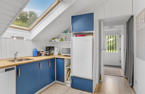 Kelstrup Strand House | Amazing home in Haderslev with WiFi
