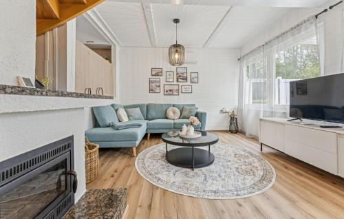 Reimboldshausen House | Amazing Home In Kirchheim With Sauna