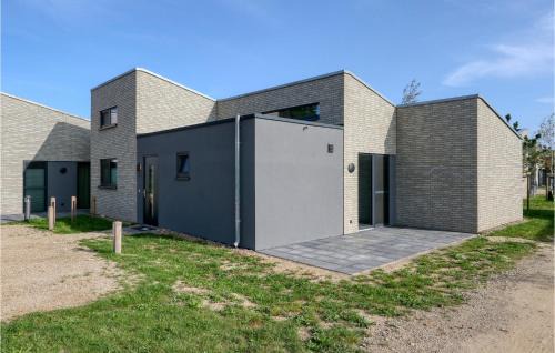 Lembruch House | Amazing Home In Lembruchdümmer See