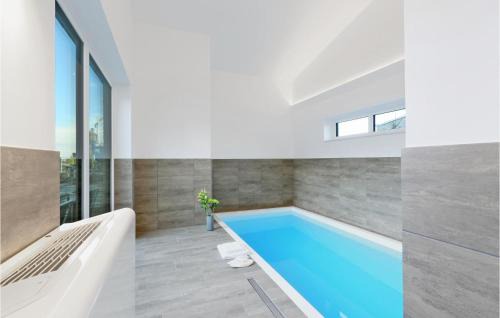 Lembruch House | Amazing Home In Lembruchdümmer See