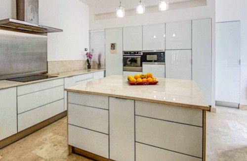 Roujan House | Amazing home in Roujan with outdoor swimming pool