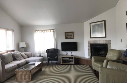 Surf City House | Amazing home in Surf City with 3 Bedrooms and Internet