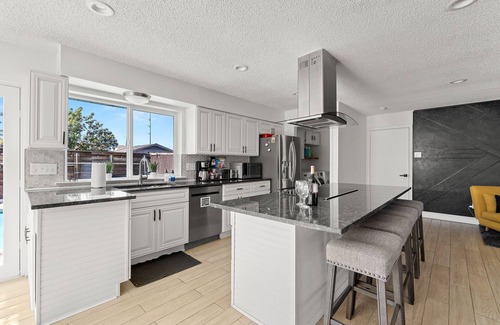 Richardson House | Amazing Home with Private Heated Pool and Game Room Great Location!