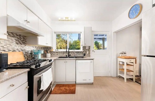 South Cambie House | Amazing House In The Heart Of Vancouver DT/YVR/UBC